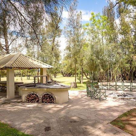 Ghaub Nature Reserve & Farm - One Namibia Grootfontein Luaran gambar